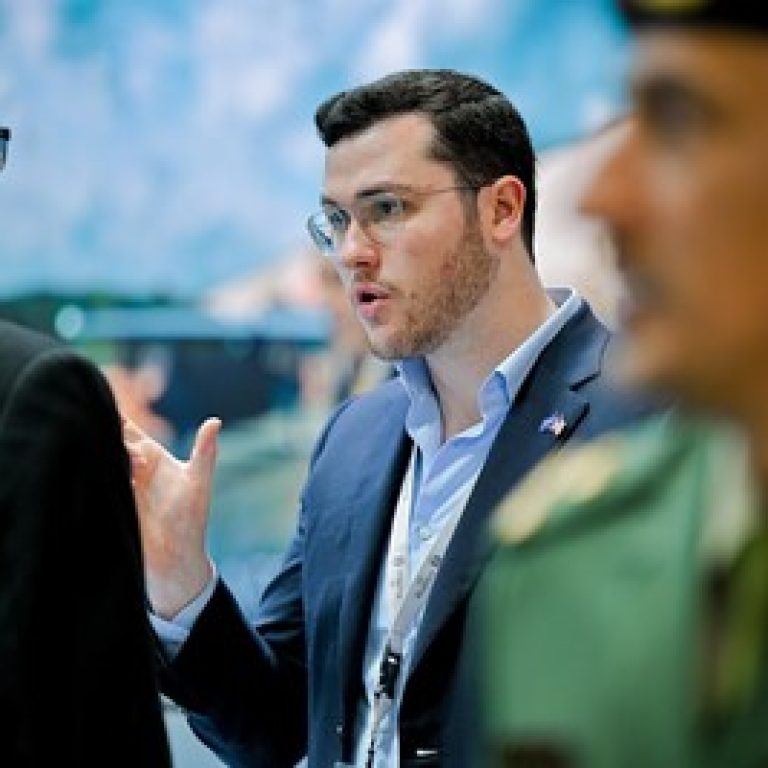 Heven CEO Bentzion Levinson demonstrates the company’s Raider platform at the recent IDEX conference in Abu Dhabi, UAE.
